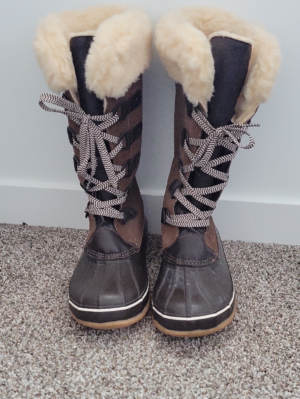 BearPaw Brown and Cream Shearling-Trim Lace-Up Winter Boots